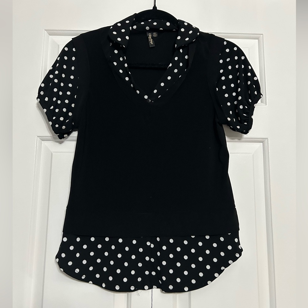 Vintage Y2K Black and White Polka Dot Faux Two Piece Top